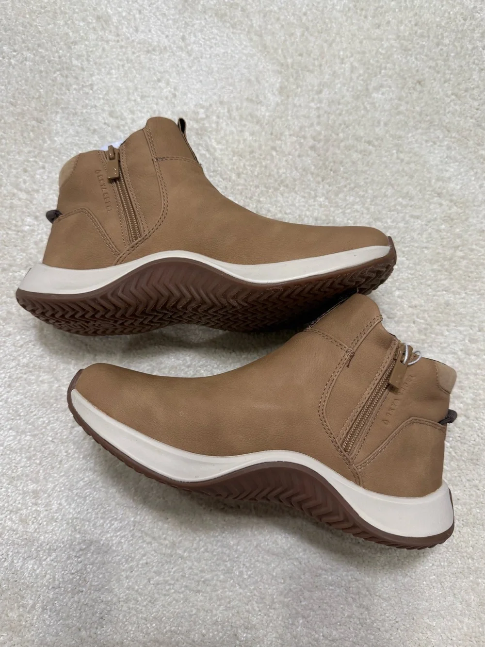 Ryka Embrace Water Repellent Ankle Boots Sneaker Booties Tan Casual Size 8